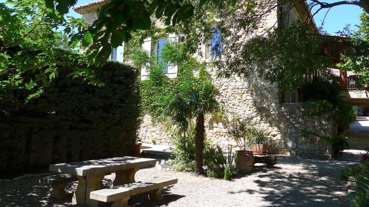Gites Au Chateau Des Estubiers Les Granges-Gontardes ภายนอก รูปภาพ