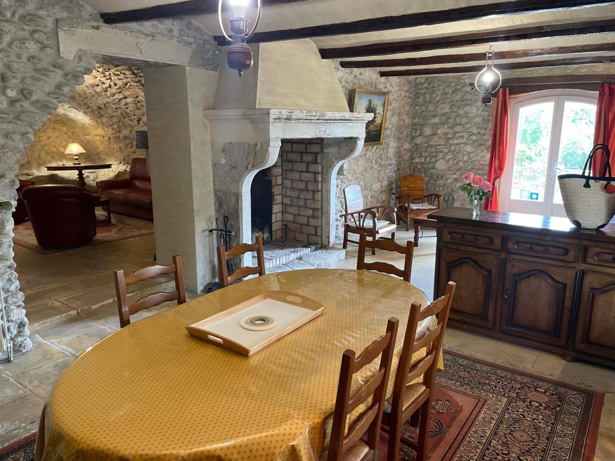 Gites Au Chateau Des Estubiers Les Granges-Gontardes ภายนอก รูปภาพ